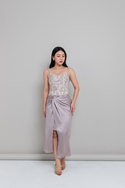 LR166 Azura Set in White Mauve