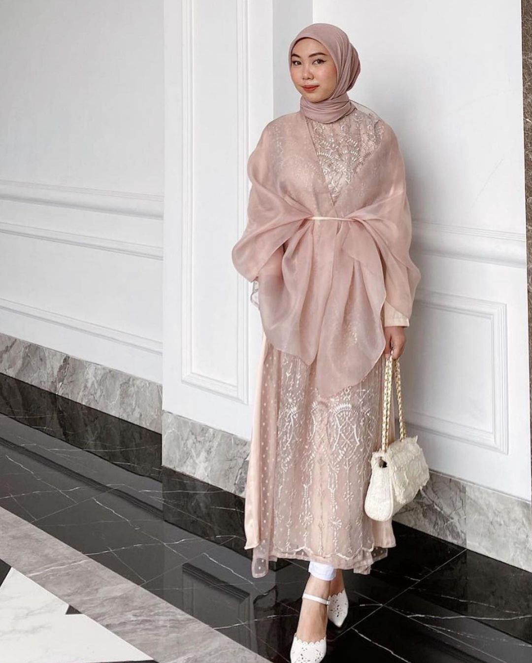 LR119 Florence Dress in Nude