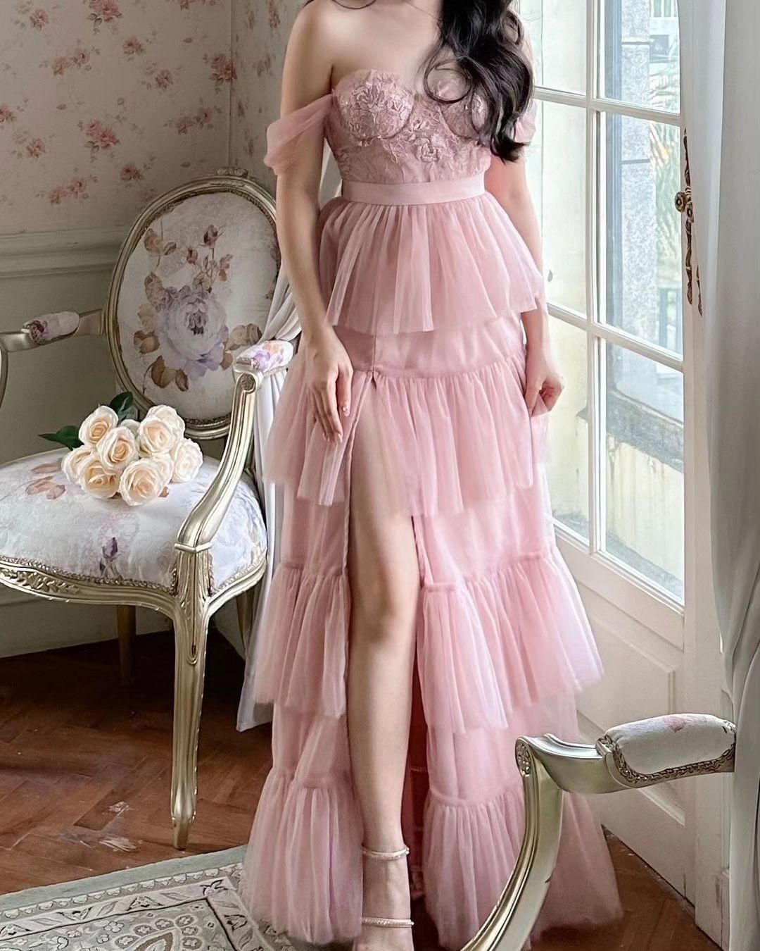 LR143 Juliette Dress in Rose Gold