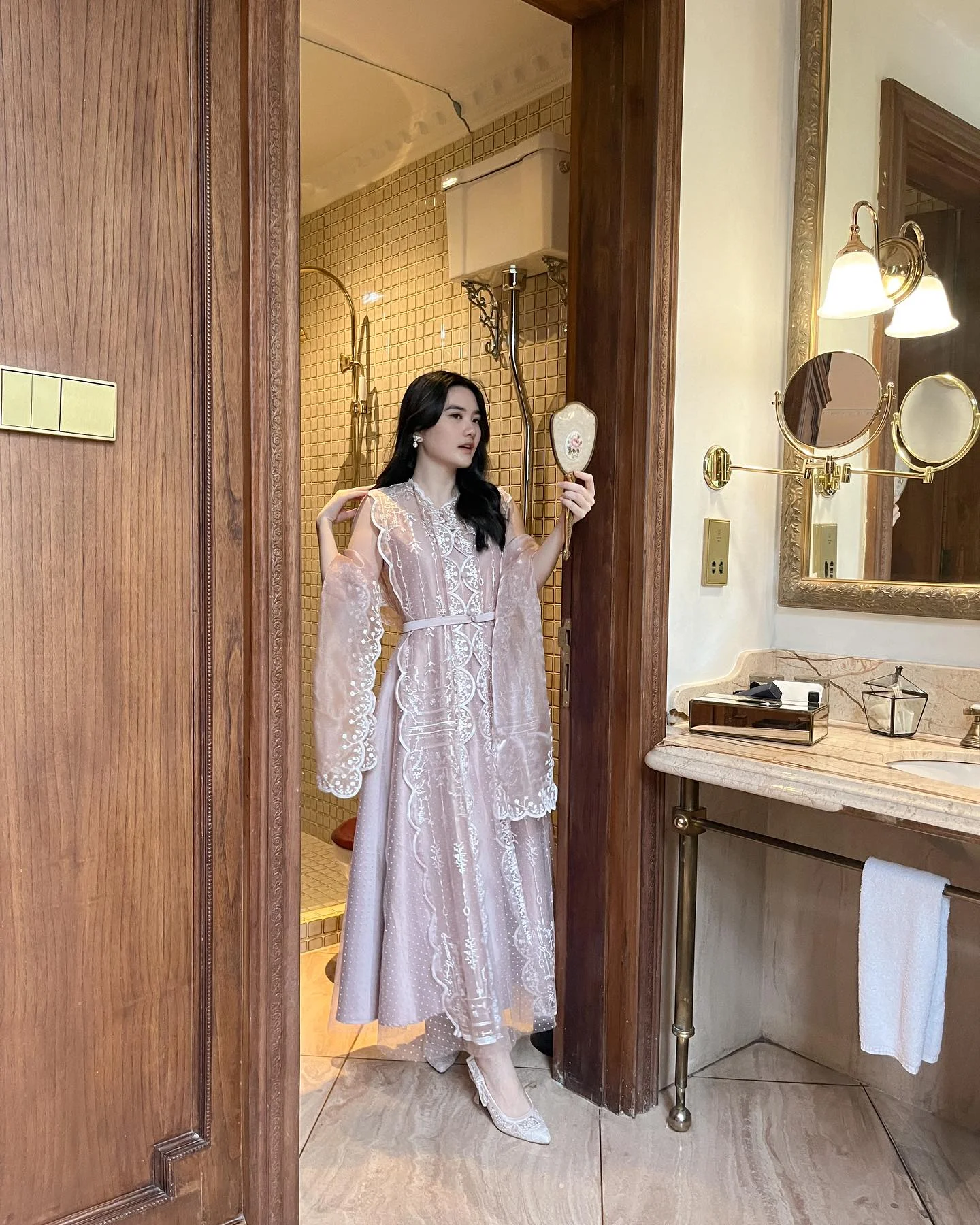 LR154 Seroja Dress