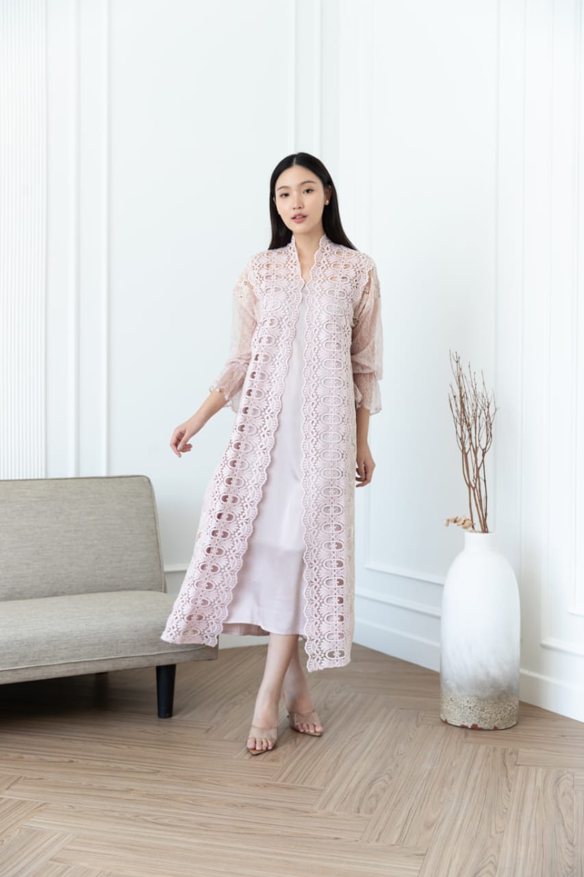 LR259 Lily Set in pink