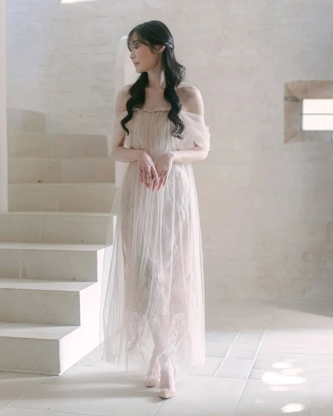 LR150 Dakota Dress in Nude Gold