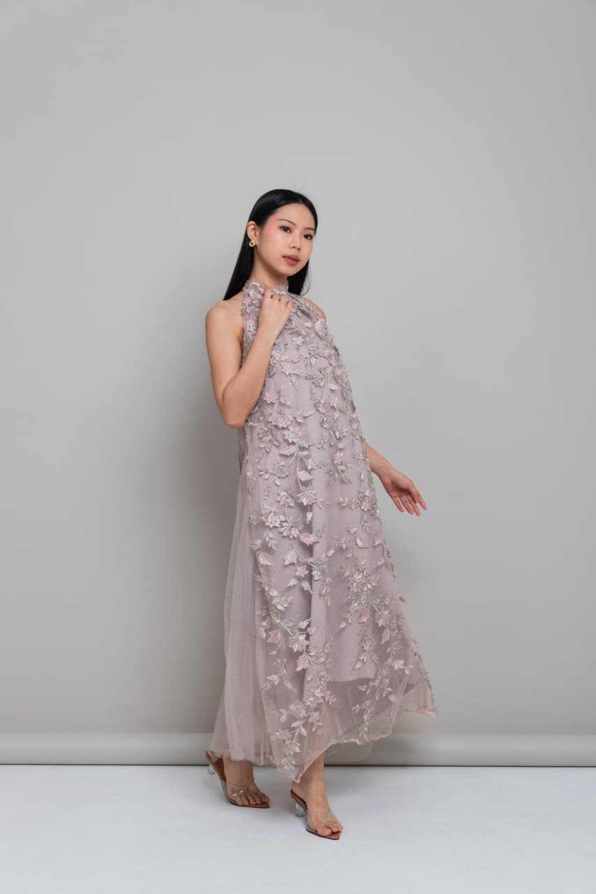 LR162 Daisy Dress in Nude pink