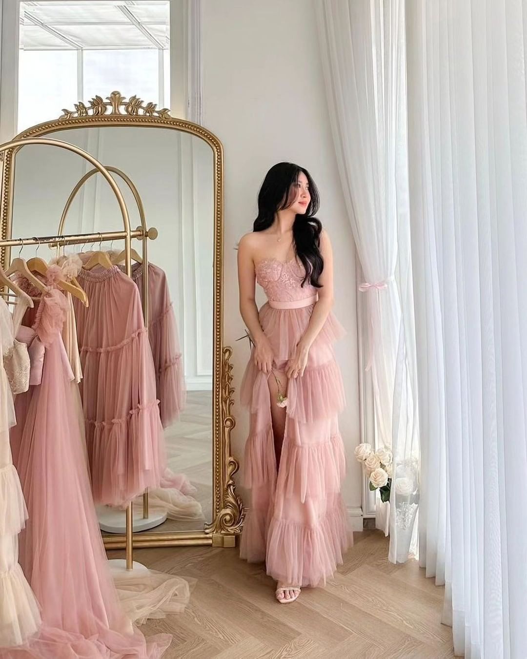LR143 Juliette Dress in Rose Gold